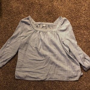 3/4 sleeve shirt